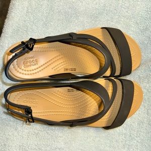 Women’s brand new Croc sandals